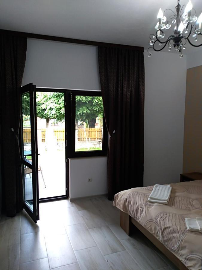 Casa Roka Apartment Ieşelniţa Exterior foto